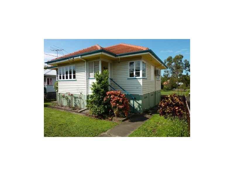 64 Glindemann Drive, Holland Park QLD 4121
