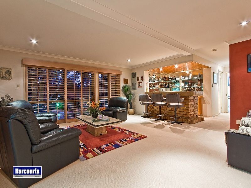 76 Stanmere Street, Carindale QLD 4152