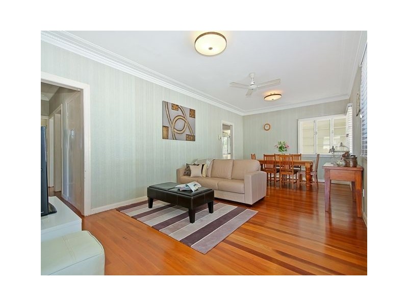 20 Grant Street, Camp Hill QLD 4152