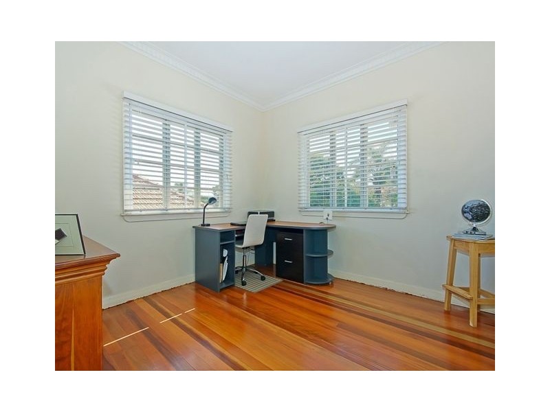 20 Grant Street, Camp Hill QLD 4152