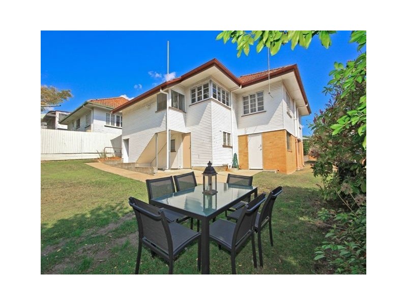 20 Grant Street, Camp Hill QLD 4152