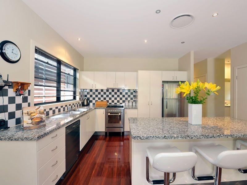 40 Meridian Street, Coorparoo QLD 4151