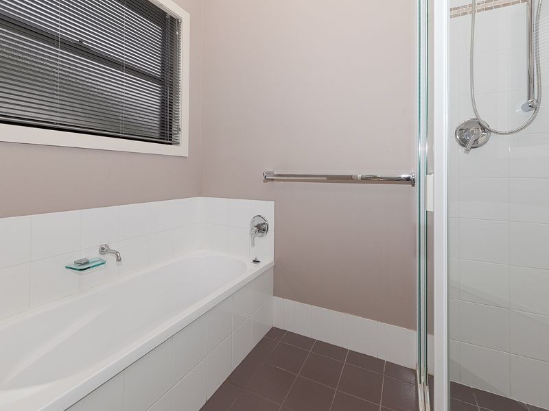 40 Meridian Street, Coorparoo QLD 4151