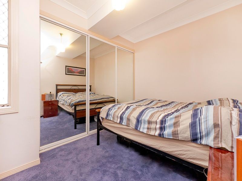 2/49 Amelia Street, Coorparoo QLD 4151