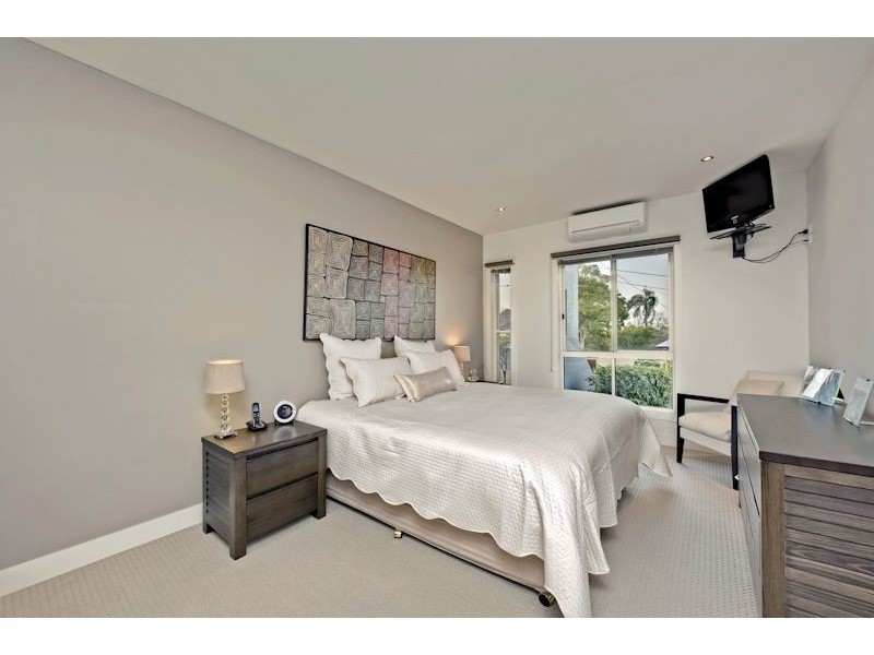 117 Stephen Street, Camp Hill QLD 4152