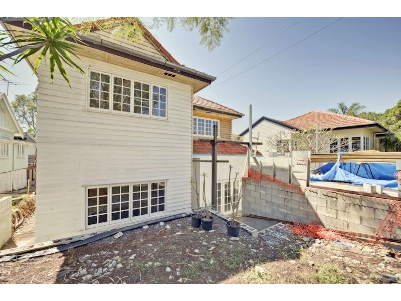 15 Keera Street, Coorparoo QLD 4151