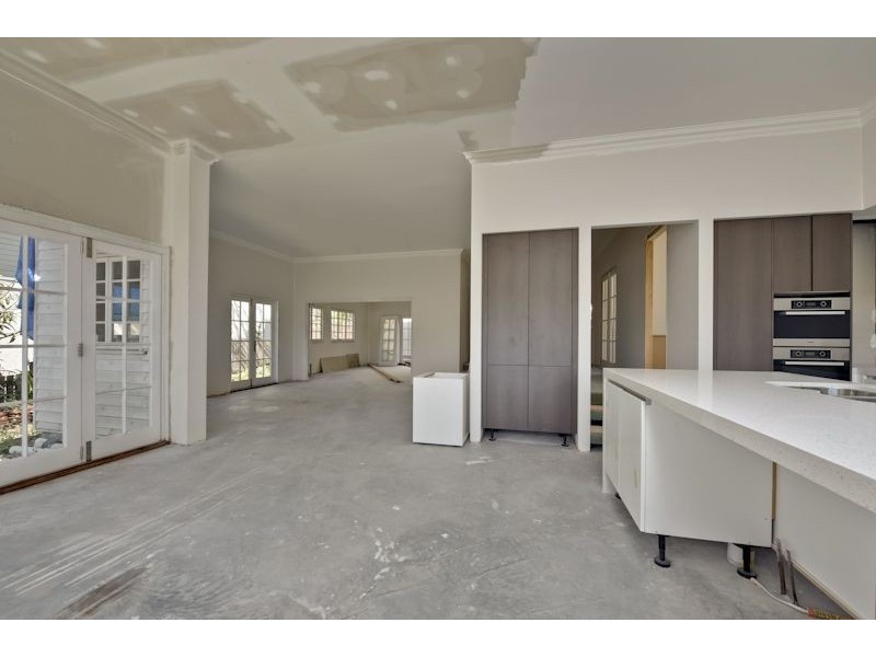 15 Keera Street, Coorparoo QLD 4151