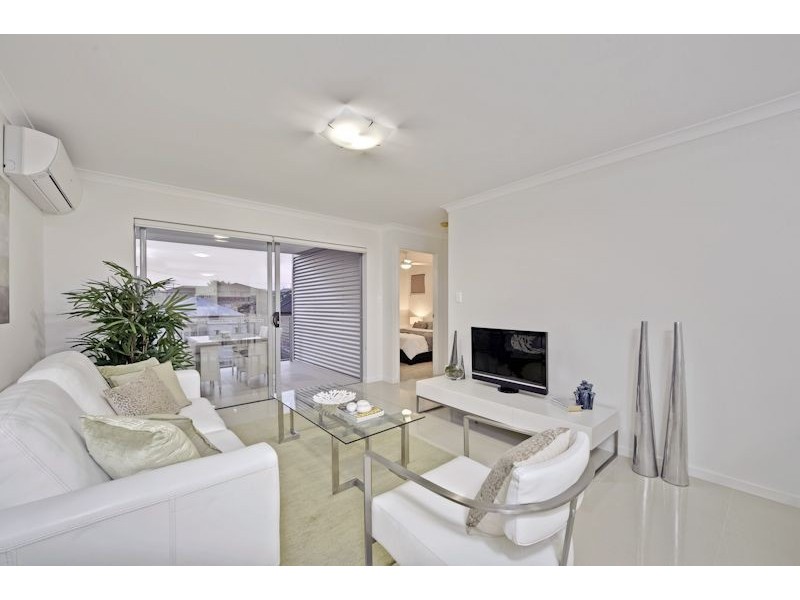 1-8/56 Nelson Street, Coorparoo QLD 4151
