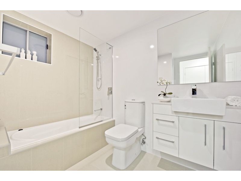 1-8/56 Nelson Street, Coorparoo QLD 4151