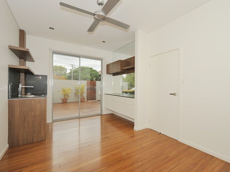 26A Jellicoe Street, Coorparoo QLD 4151