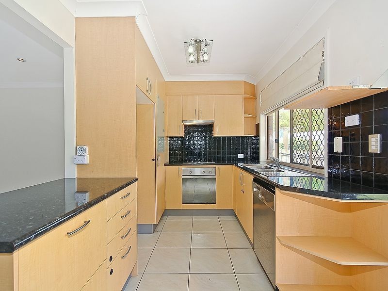 46 Mitchell Place, Belmont QLD 4153