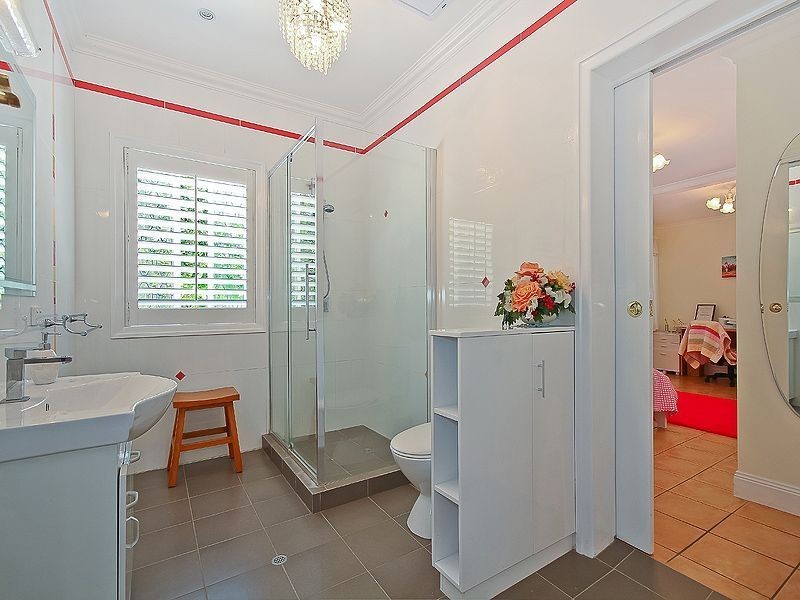 29 Solar Street, Coorparoo QLD 4151