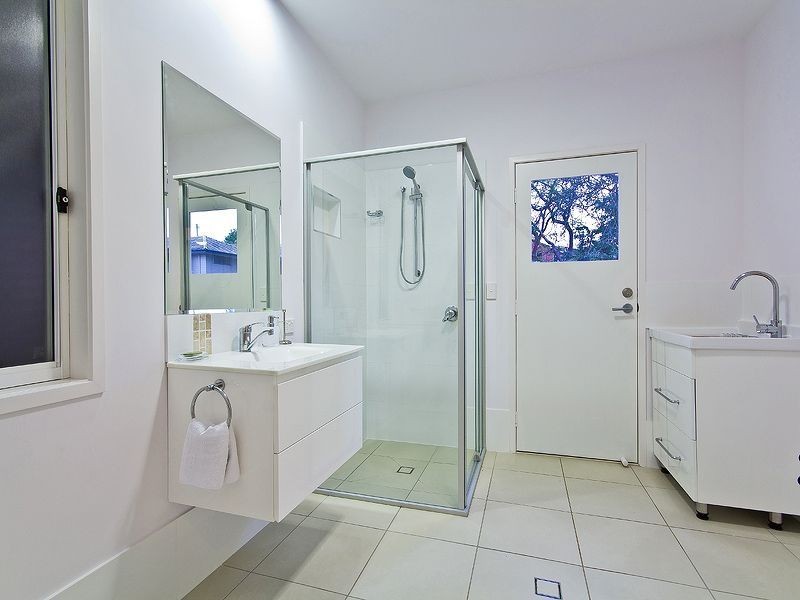 11A Laurie Street, Carina Heights QLD 4152