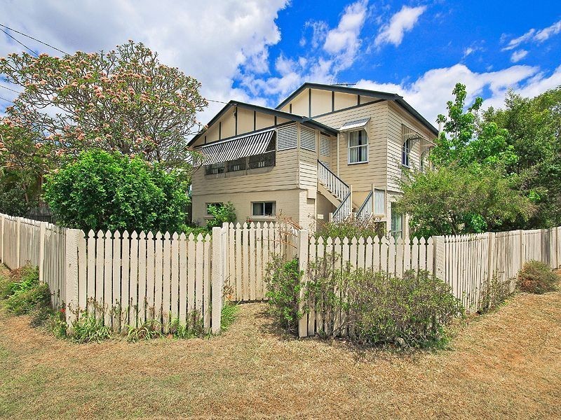 83 Derby Street, Coorparoo QLD 4151