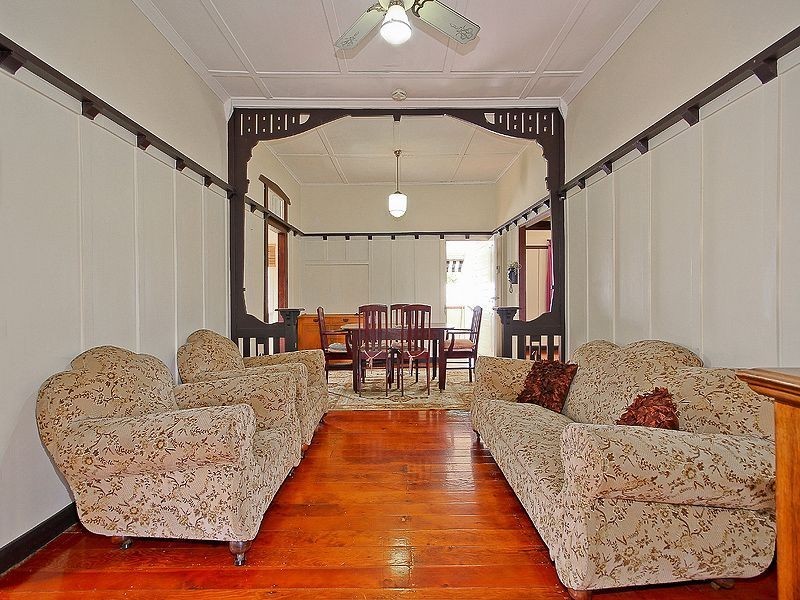 83 Derby Street, Coorparoo QLD 4151