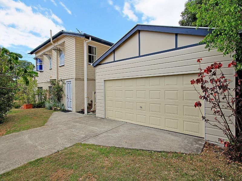 83 Derby Street, Coorparoo QLD 4151