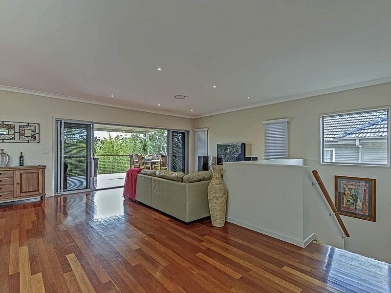 23 Gristock Street, Coorparoo QLD 4151