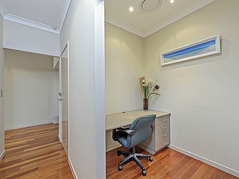 23 Gristock Street, Coorparoo QLD 4151