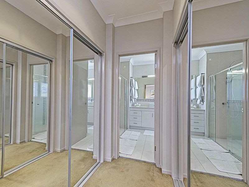 23 Gristock Street, Coorparoo QLD 4151