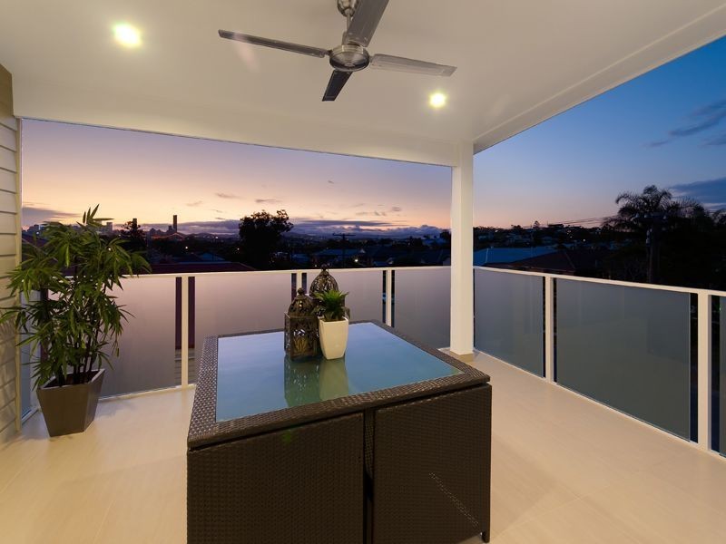 2/121 Belgrave Street, Morningside QLD 4170