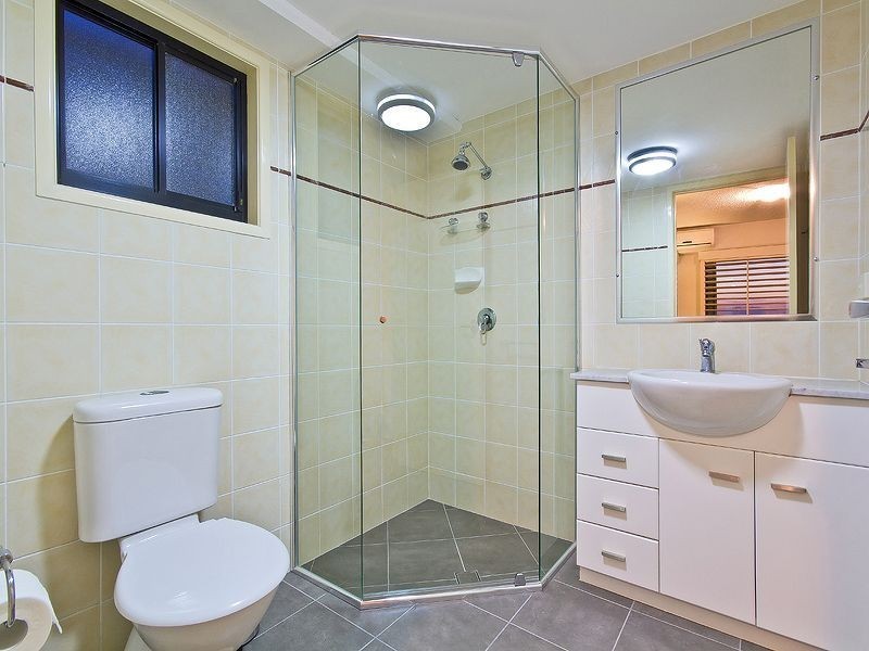 20/16 Norman Cres, Norman Park QLD 4170