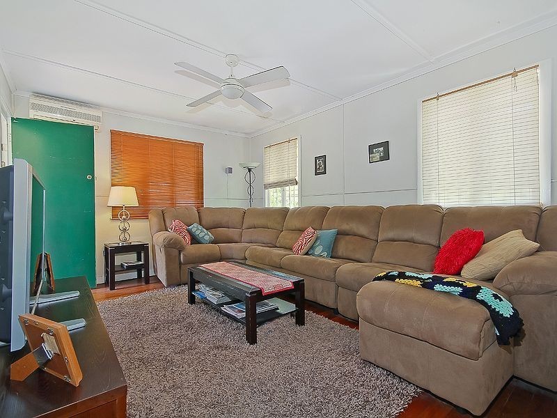 12 Doyle Street, Coorparoo QLD 4151