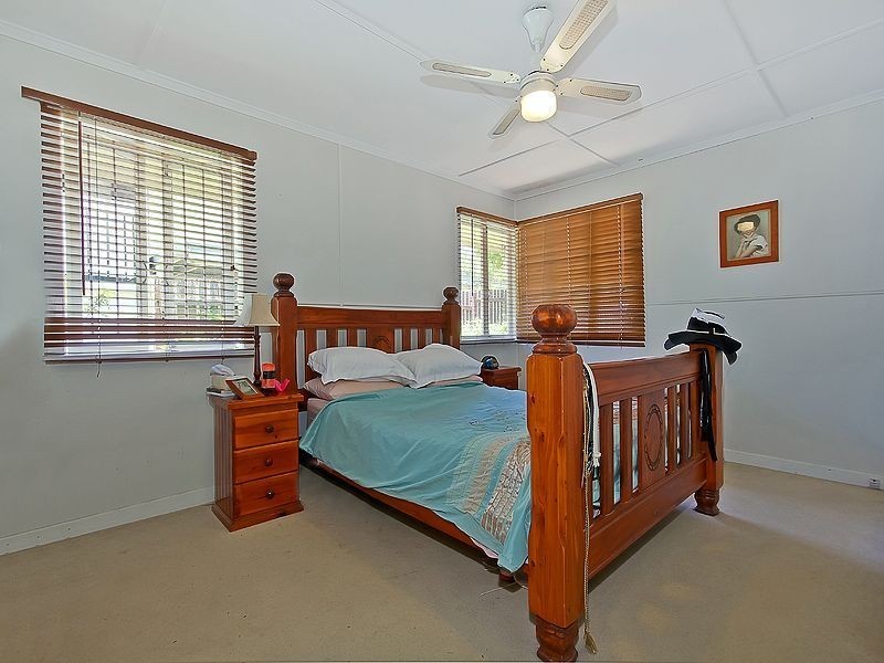 12 Doyle Street, Coorparoo QLD 4151