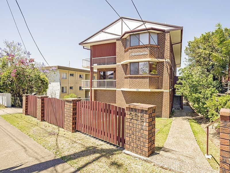 3/304 Cavendish Road, Coorparoo QLD 4151