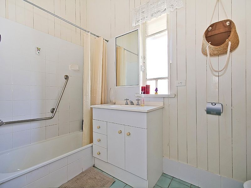 59 Mansfield Street, Coorparoo QLD 4151