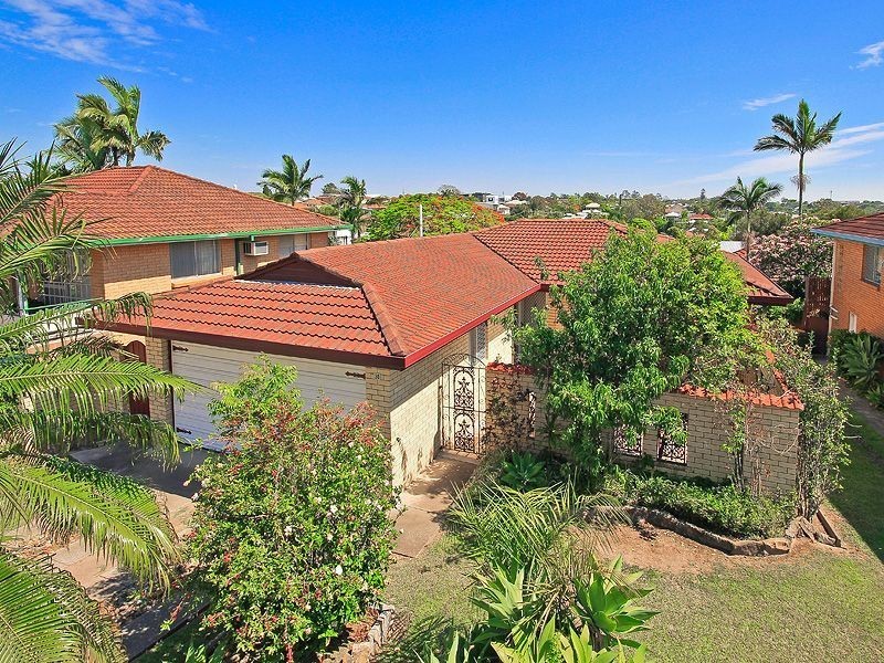30 Ara Street, Camp Hill QLD 4152