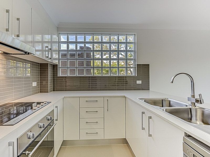 2/56 Nelson Street, Coorparoo QLD 4151