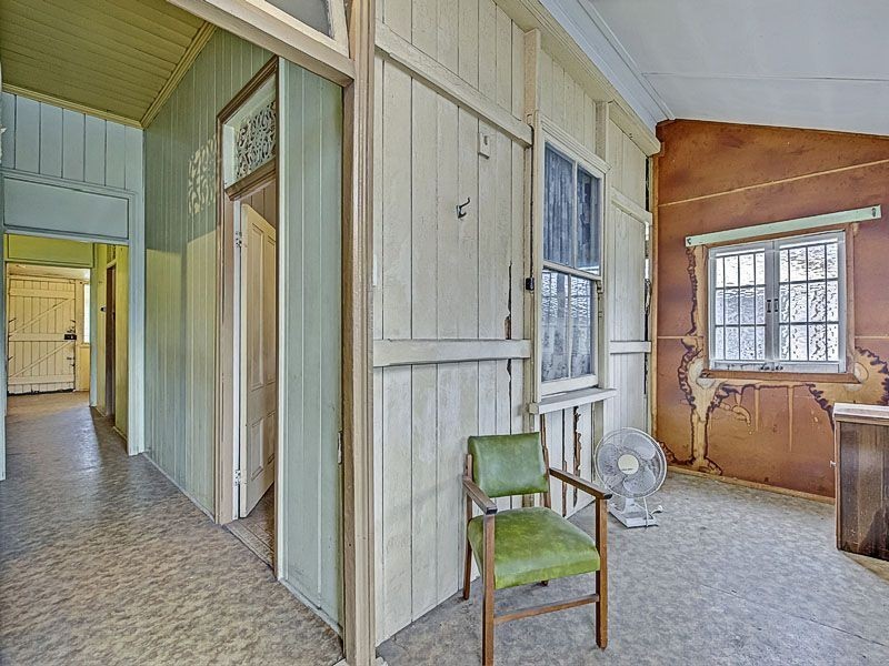 77 Duke Street, Annerley QLD 4103