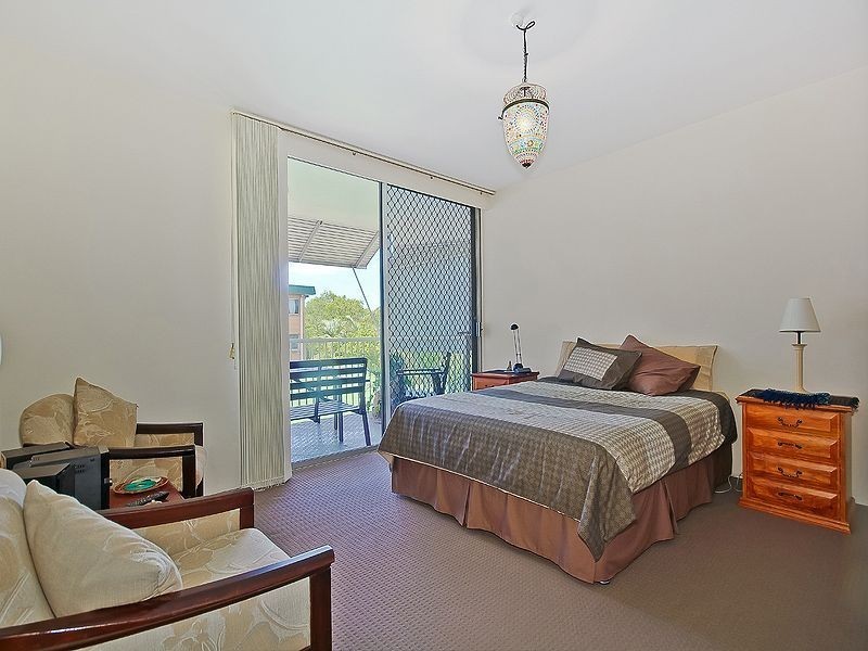 1/67 McLay Street, Coorparoo QLD 4151