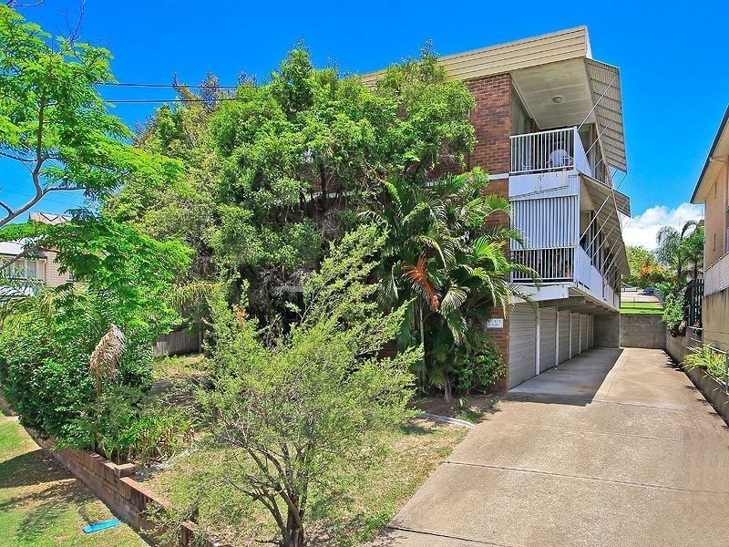 1/67 McLay Street, Coorparoo QLD 4151