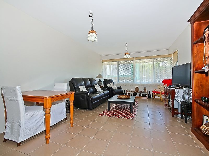 1/67 McLay Street, Coorparoo QLD 4151