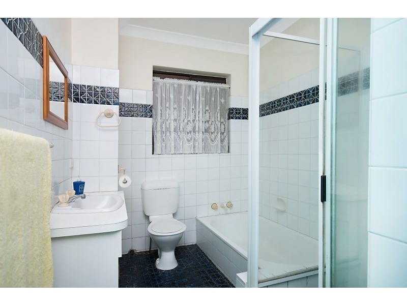 1/11 Halstead Street, Coorparoo QLD 4151