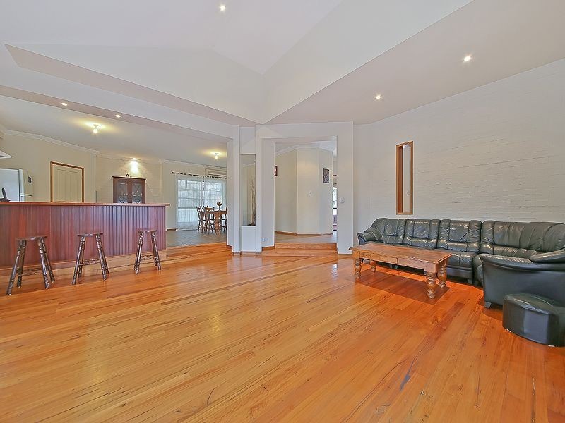 4 Kakadu Crescent, Underwood QLD 4119