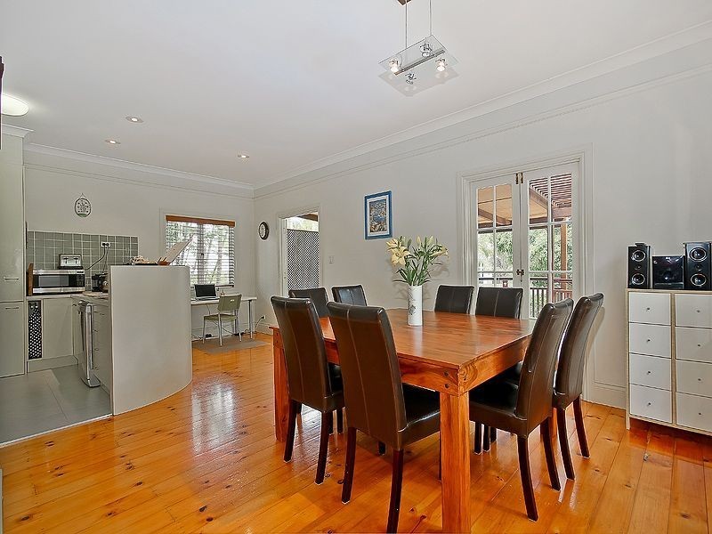 36 Kenneth Street, Coorparoo QLD 4151