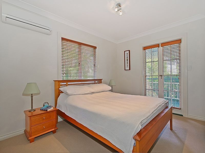 36 Kenneth Street, Coorparoo QLD 4151