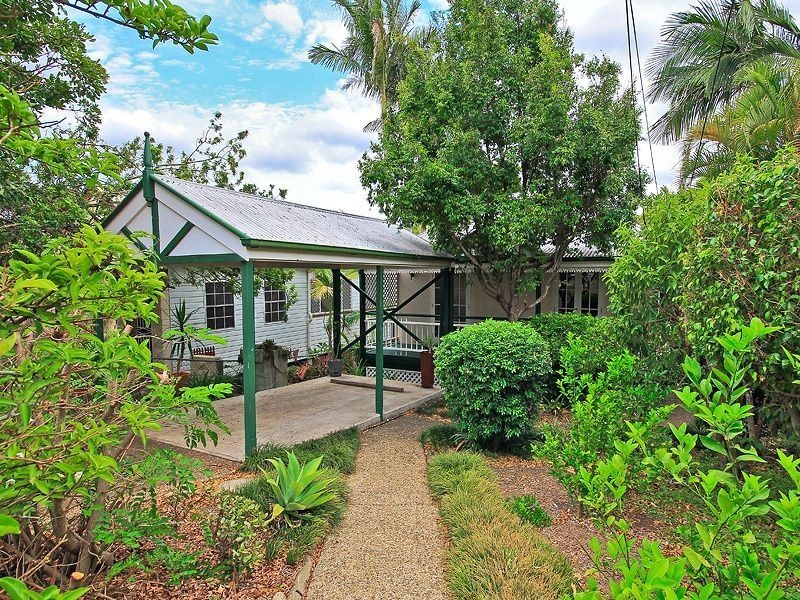 36 Kenneth Street, Coorparoo QLD 4151