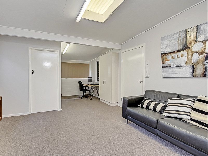 32 Wills Street, Coorparoo QLD 4151