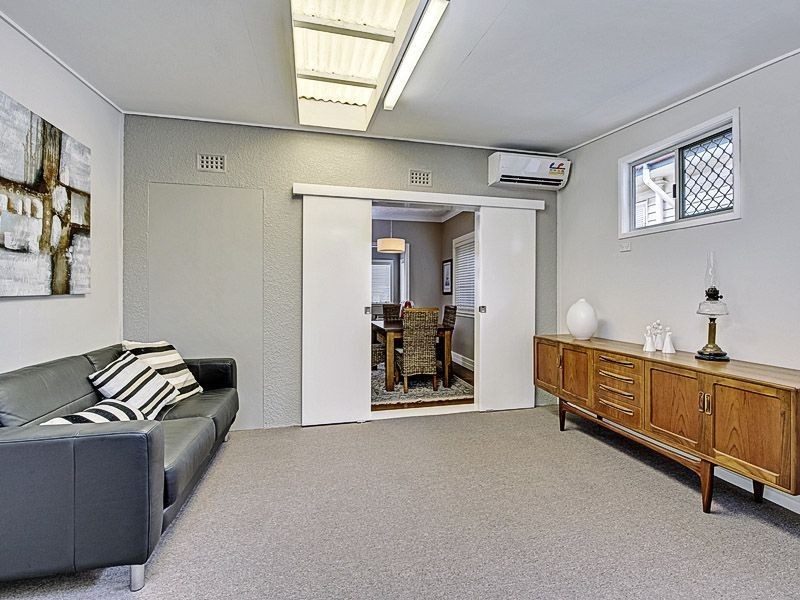 32 Wills Street, Coorparoo QLD 4151