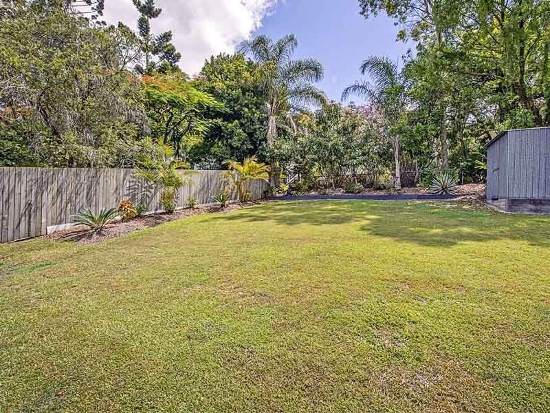 32 Wills Street, Coorparoo QLD 4151