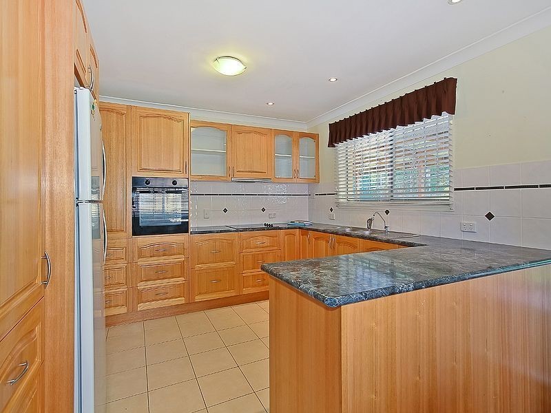 4 Solander Street, Carina QLD 4152