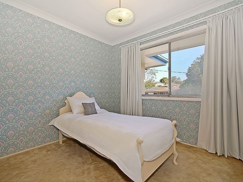 4 Solander Street, Carina QLD 4152