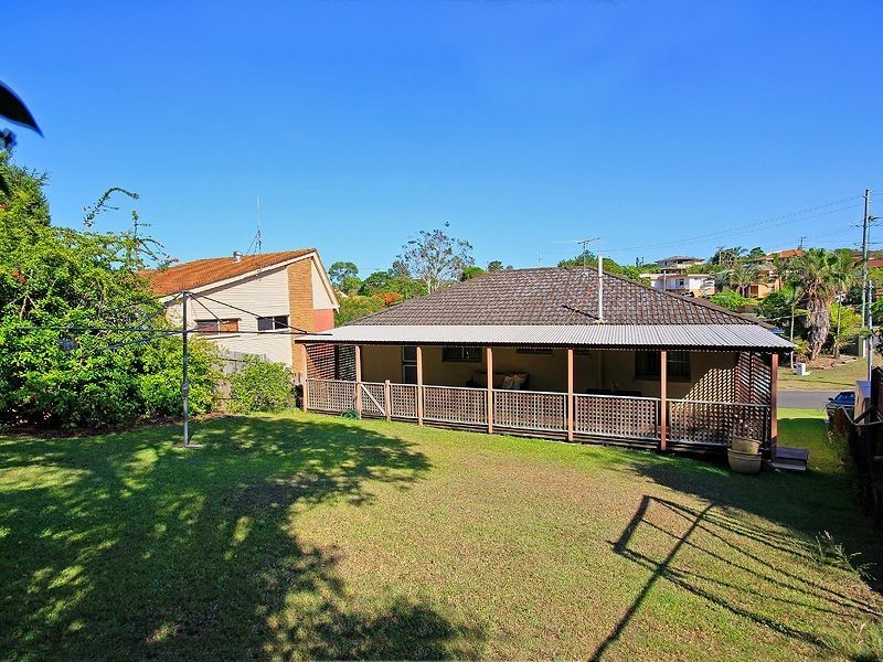 4 Solander Street, Carina QLD 4152