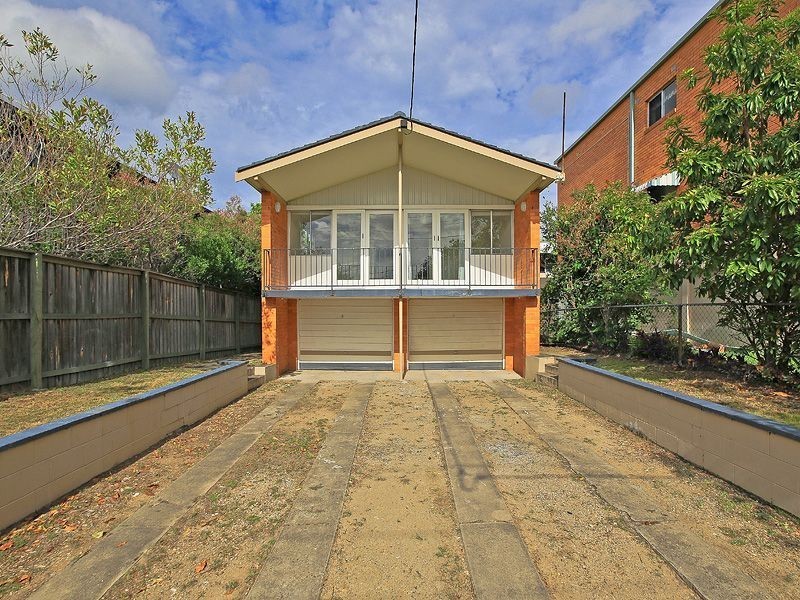 16 Kirkland Avenue, Coorparoo QLD 4151