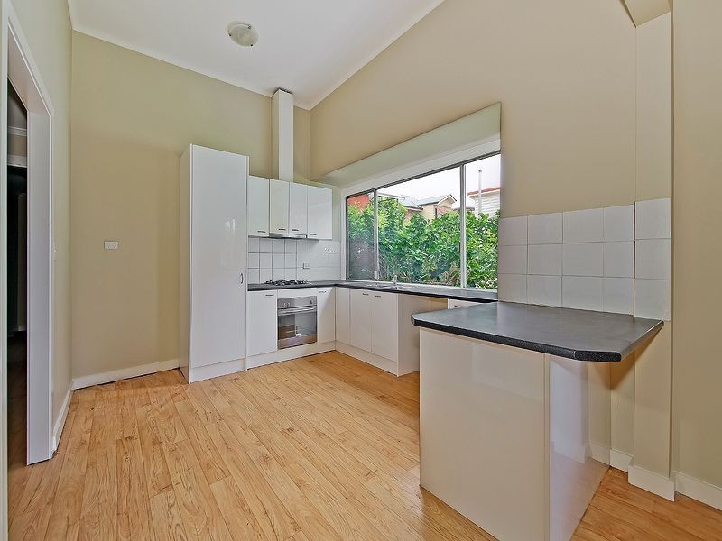 16 Kirkland Avenue, Coorparoo QLD 4151