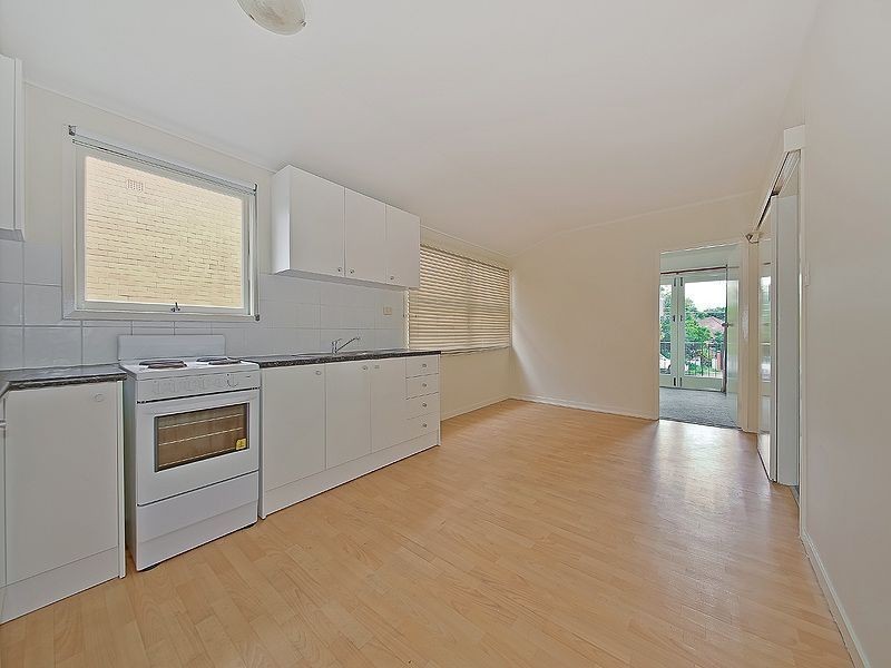 16 Kirkland Avenue, Coorparoo QLD 4151