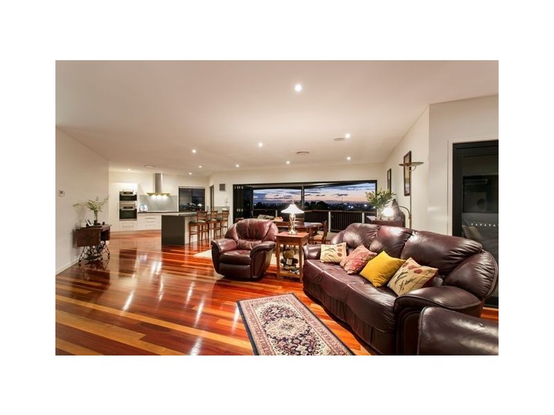 30 Quirinal Crescent, Seven Hills QLD 4170